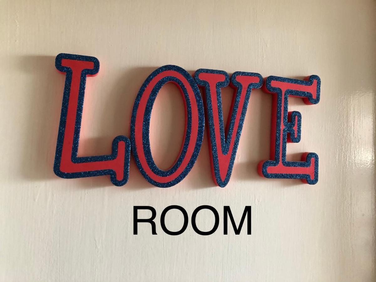 Love & Peace Orpington Esterno foto